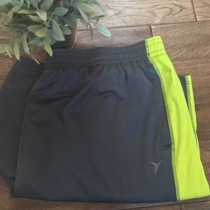 Old Navy Big & Tall Go-Dry athletic shorts
